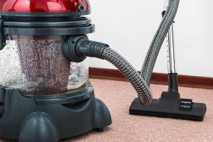 stevepb-vacuum-cleaner-657719_1920